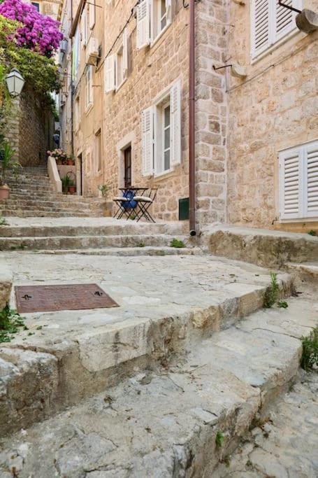 Modern Stone House, Luxury Suites In Dubrovnik Old Town Exterior photo