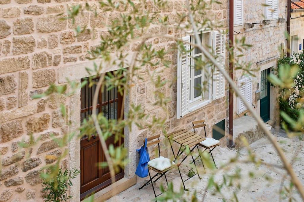 Modern Stone House, Luxury Suites In Dubrovnik Old Town Exterior photo